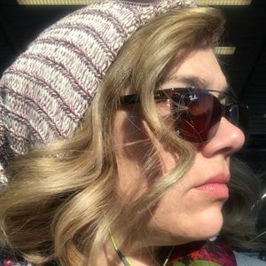 Meet your Posher, Heidi